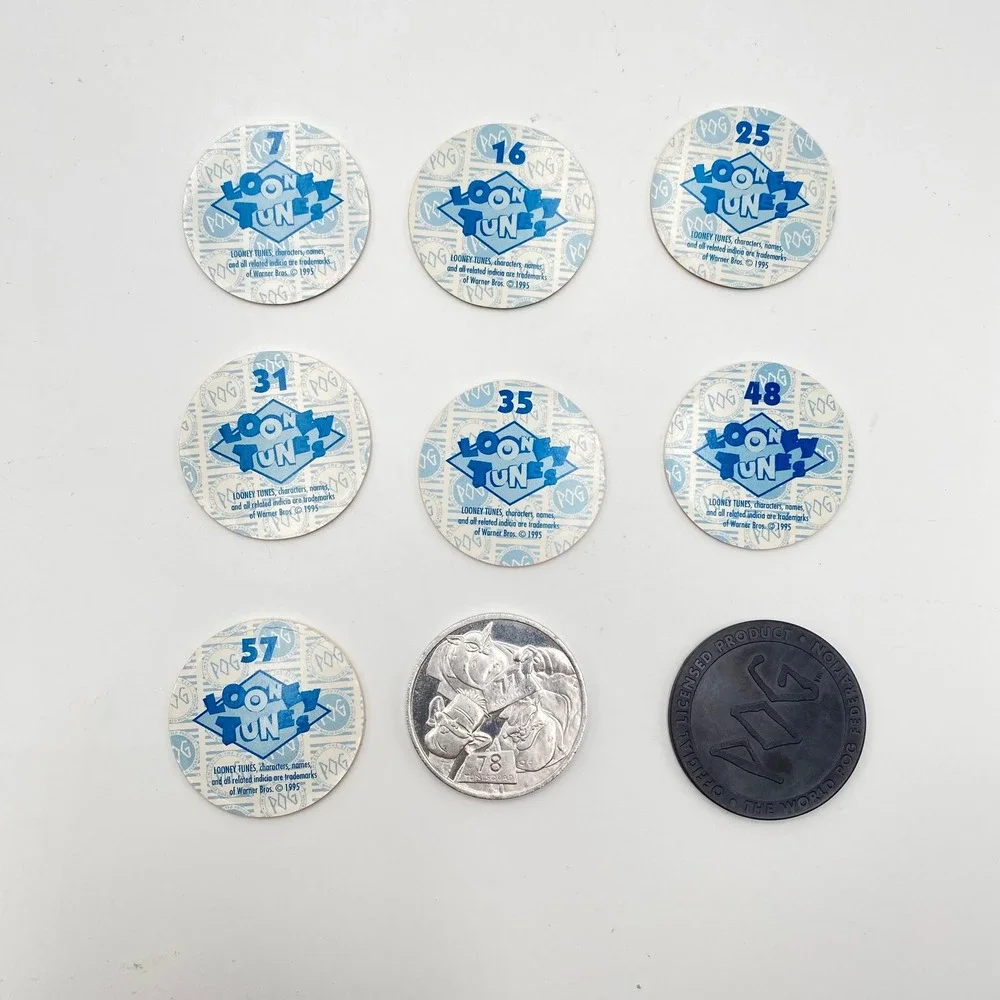 Vintage 1995 Looney Tunes Warner Bros Toon Tumblers Pogs Milkcaps Slammers lot 9